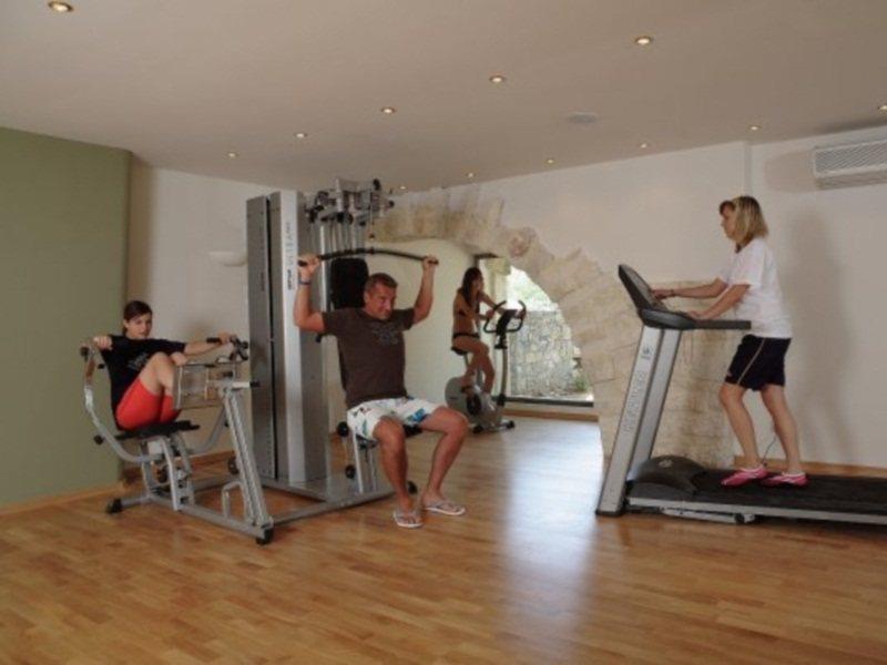 Sitia Beach City Resort & Spa Esterno foto A gym