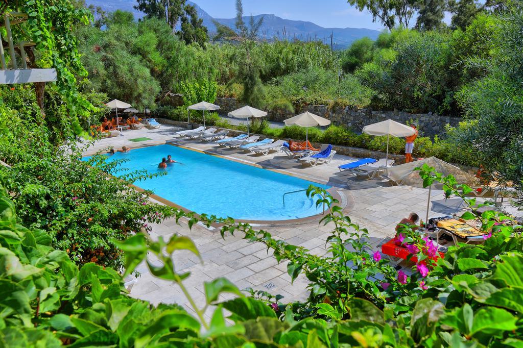 Sitia Beach City Resort & Spa Esterno foto The swimming pool at the hotel