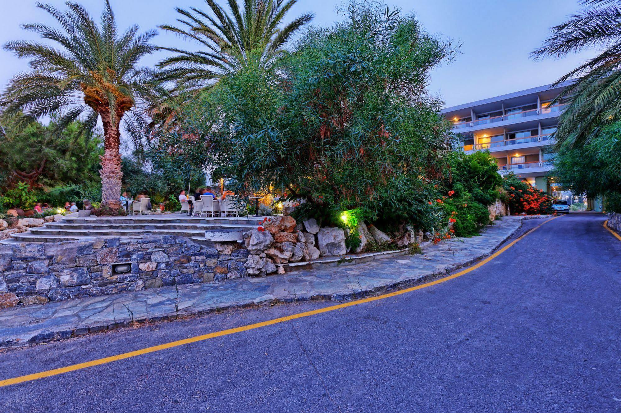 Sitia Beach City Resort & Spa Esterno foto The amphitheater